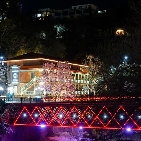 Hotel Magnolia In The City Centre Kʼutʼaisi Exterior foto